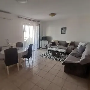 Petrica Apartment Malinska